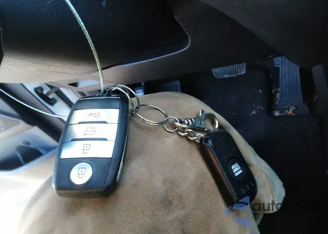 2017 Kia Sorento 2.0T Ex из США, поврежденный, VIN 5XYPHDA15HG271440